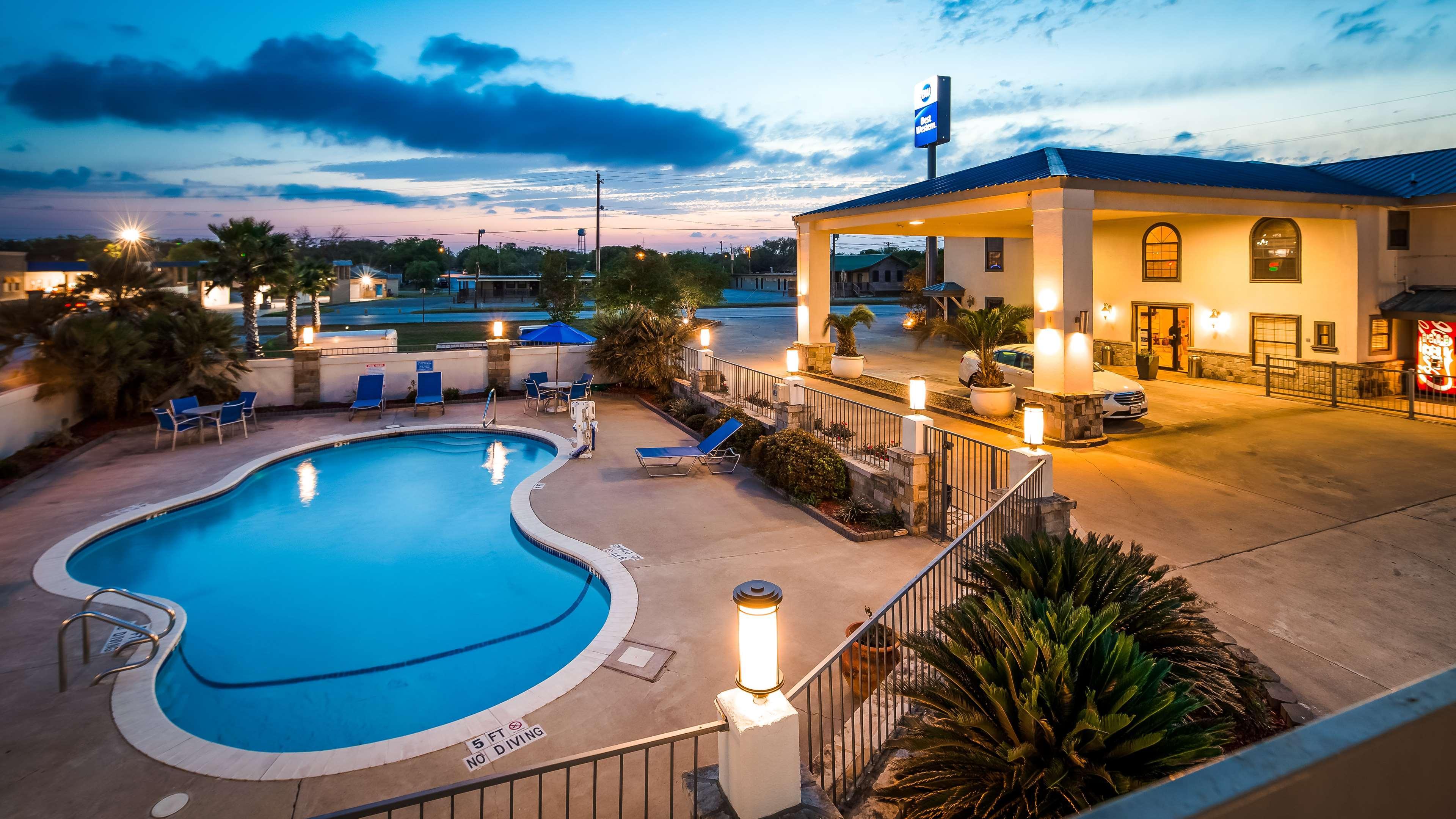 Best Western George West Executive Inn Eksteriør bilde